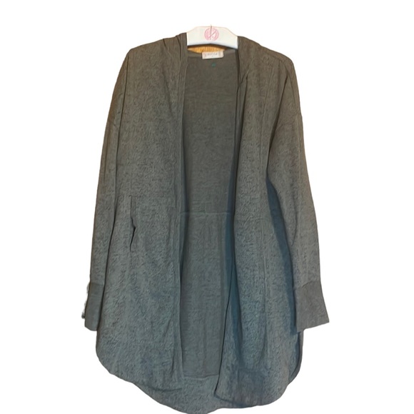 •ALTAR'D STATE•HEATHERED GREEN OPEN FRONT CURVY HEM CARDIGAN SWEATER SIZE MEDIUM - Picture 1 of 10